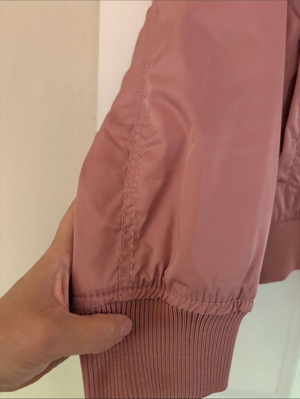 Old Navy Dusty Rose Bomber Jacket with Gold Hardware - Picture 7 of 9